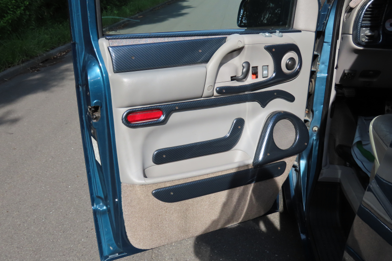 car thumbnails