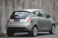 ランチア イプシロン 新車並行 左H ディーゼル 5速マニュアル